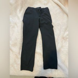 Uniqlo Smart Ankle Pants (2-Way Stretch) in Black